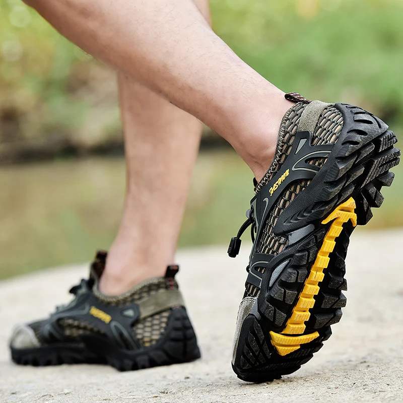 Sneakers Men Water Shoes Waterproof Barefoot Shoes Elastic Swimming Breathable Treking Shockproof Beach Outdoor Sports Quick Dry