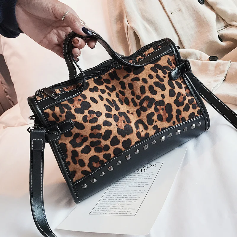 

Bags for Women 2020 New Luxury Handbags One Shoulder Messenger Bag Large Capacity Leopard Pattern Retro Bag Rivet Bag Female