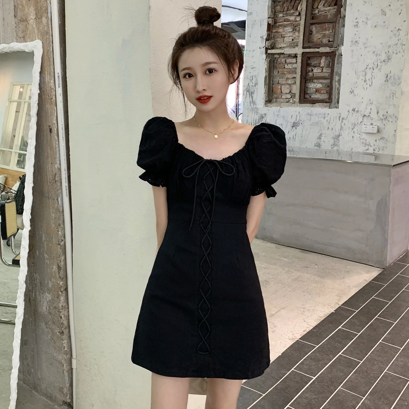 

Маленькое черное платье в стиле Хепберн, Новинка лета 2021, женское дизайнерское нишевое маленькое черное платье