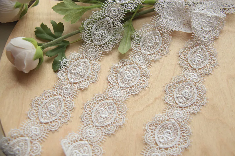 

10Yards Water Soluble Hollow Rose Floral Embroidered Lace Trim Fabric Patch Appliques for Wedding Dress Apparel Decor Supply