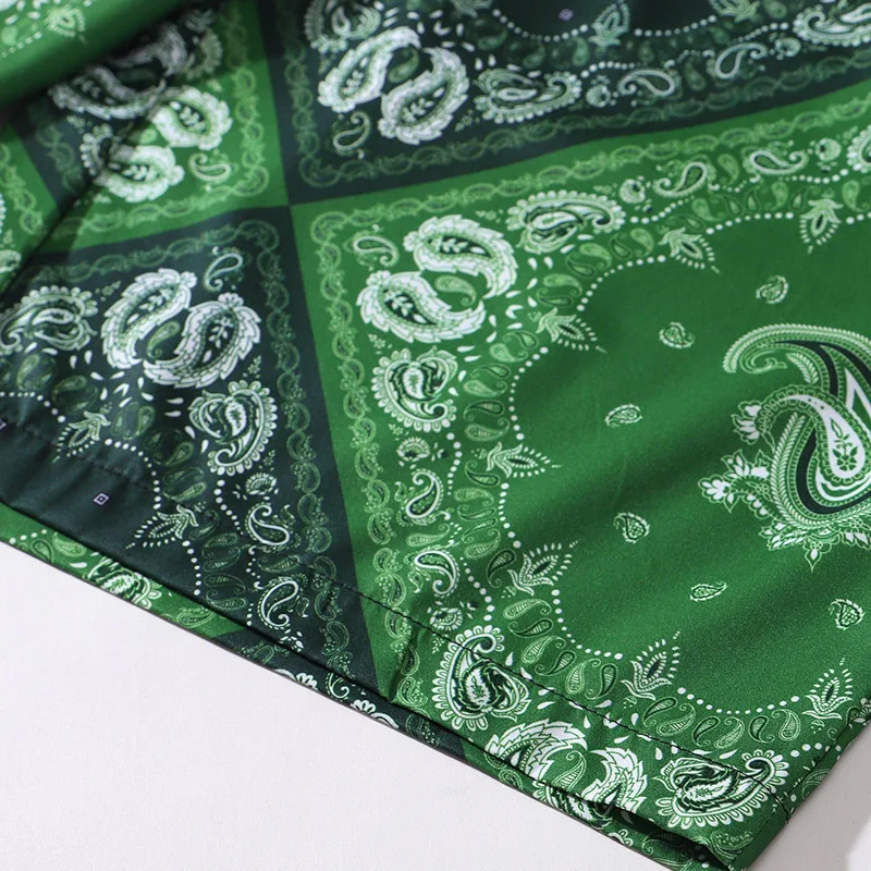 

Summer men Green Paisley graphic Hawaii beach shorts contrast color running basketball casual surfing quick-dry pants oversized