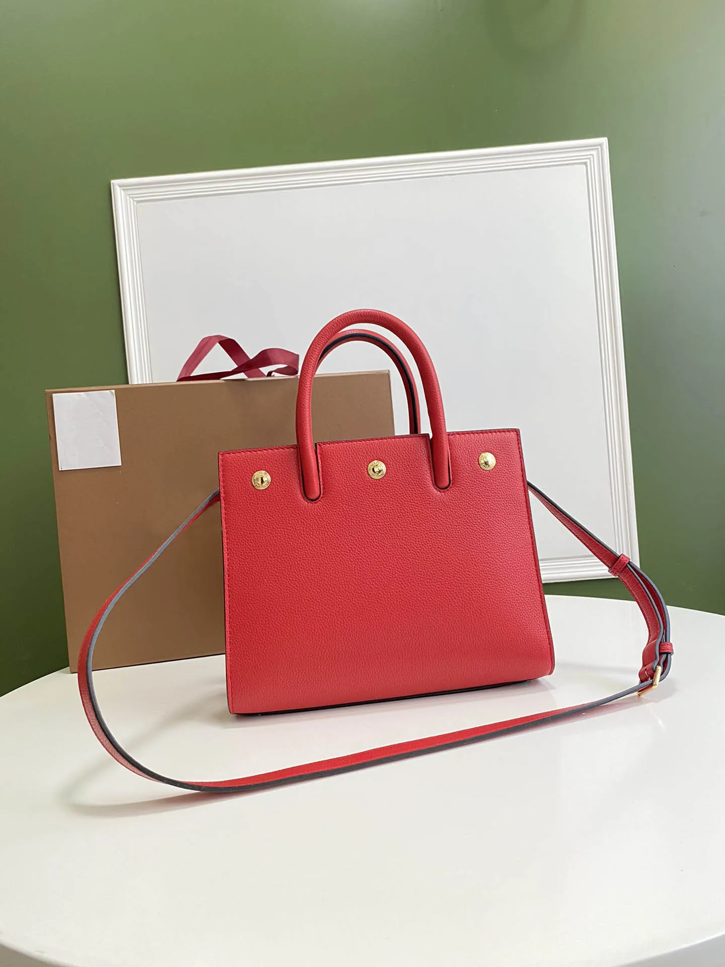 

Ladies luxury fashion cosmetic bag handbag shopping bag