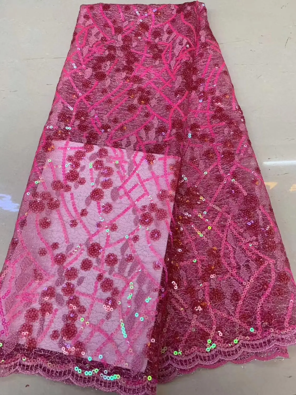 

Sequins Lace Fabric 2019 sequins Nigerian Laces Fabric High Quality French Tulle Lace Fabric For Women Dress DPSE151