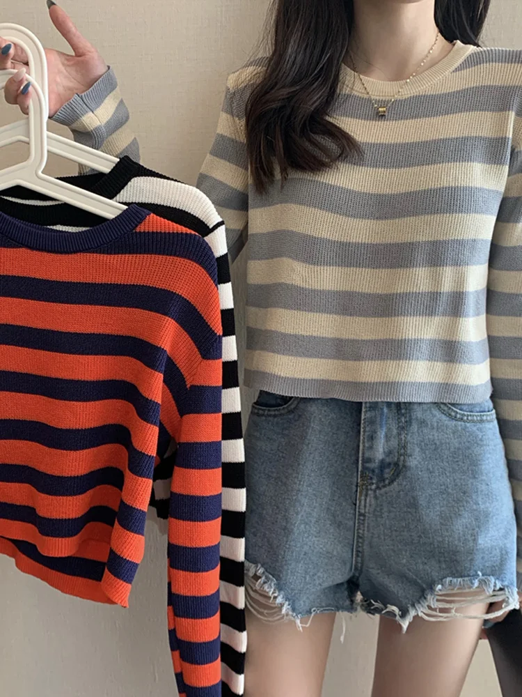 

Striped Knitted Long-Sleeved T-shirt for Women 2021 Spring New Style Loose Slimming Laid-Back Style Short Top Fashion