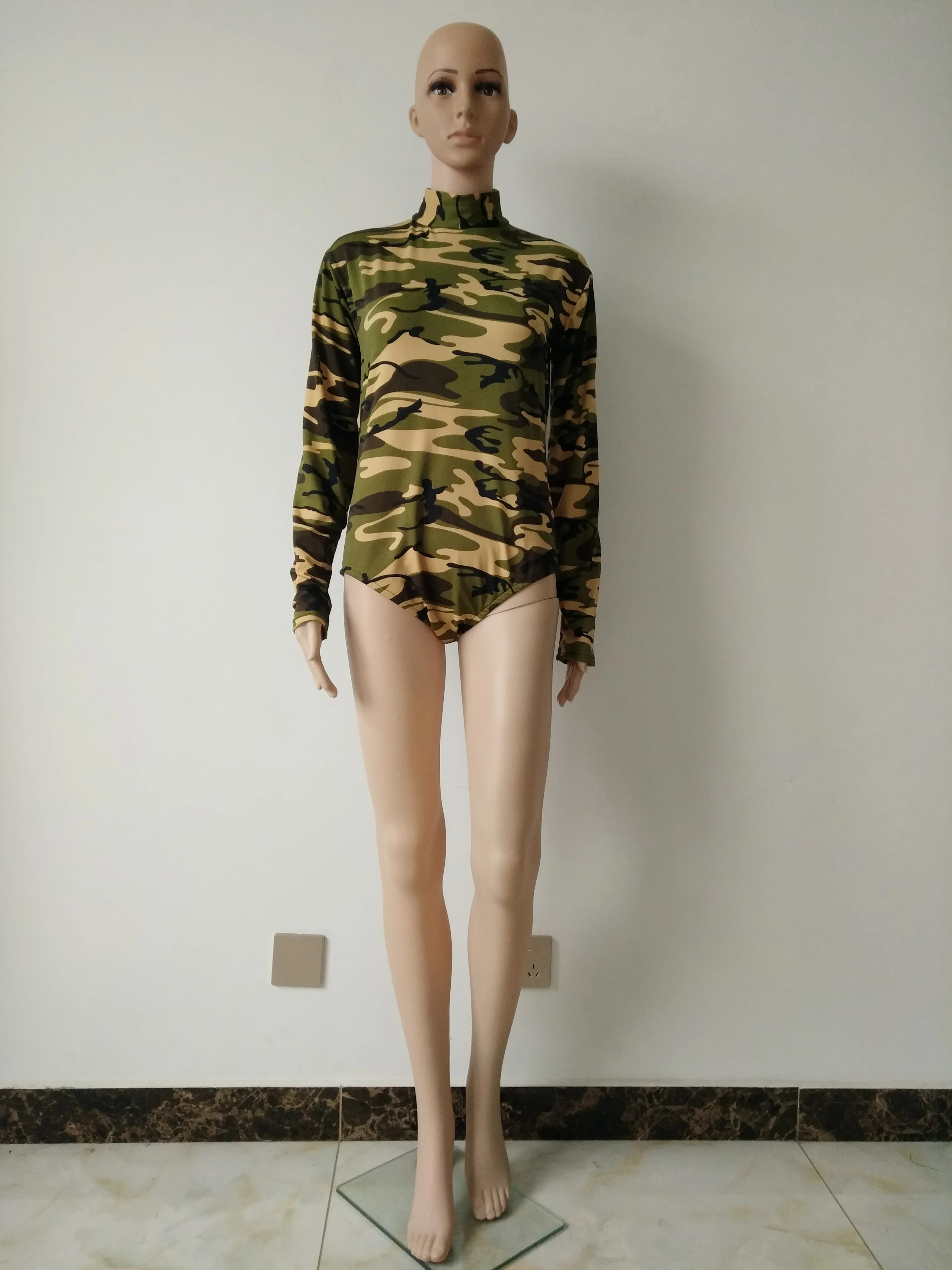 Специальная цена! Камуфляжное боди в стиле унисекс зеленое из спандекса - купить