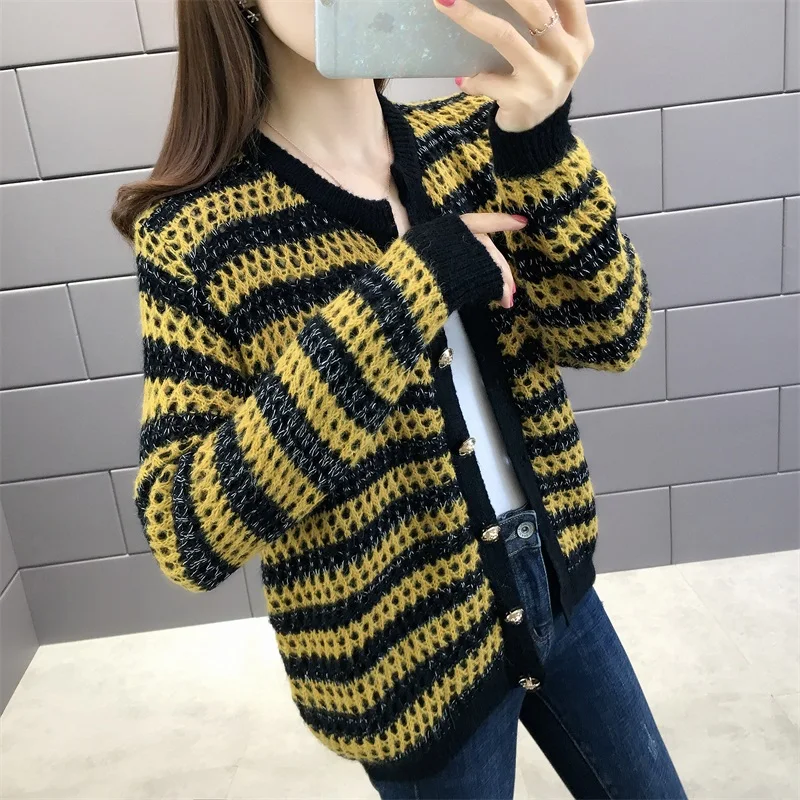 

5579 Autumn dress New style hollow-collar knitted sweater with single-row button-down cardigan 43ff