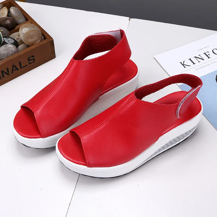 

In Spring and Summer, The New European and American Style Anti-slip Thick-soled Fish Mouth Sponge Cake Women Sandals with Wedges
