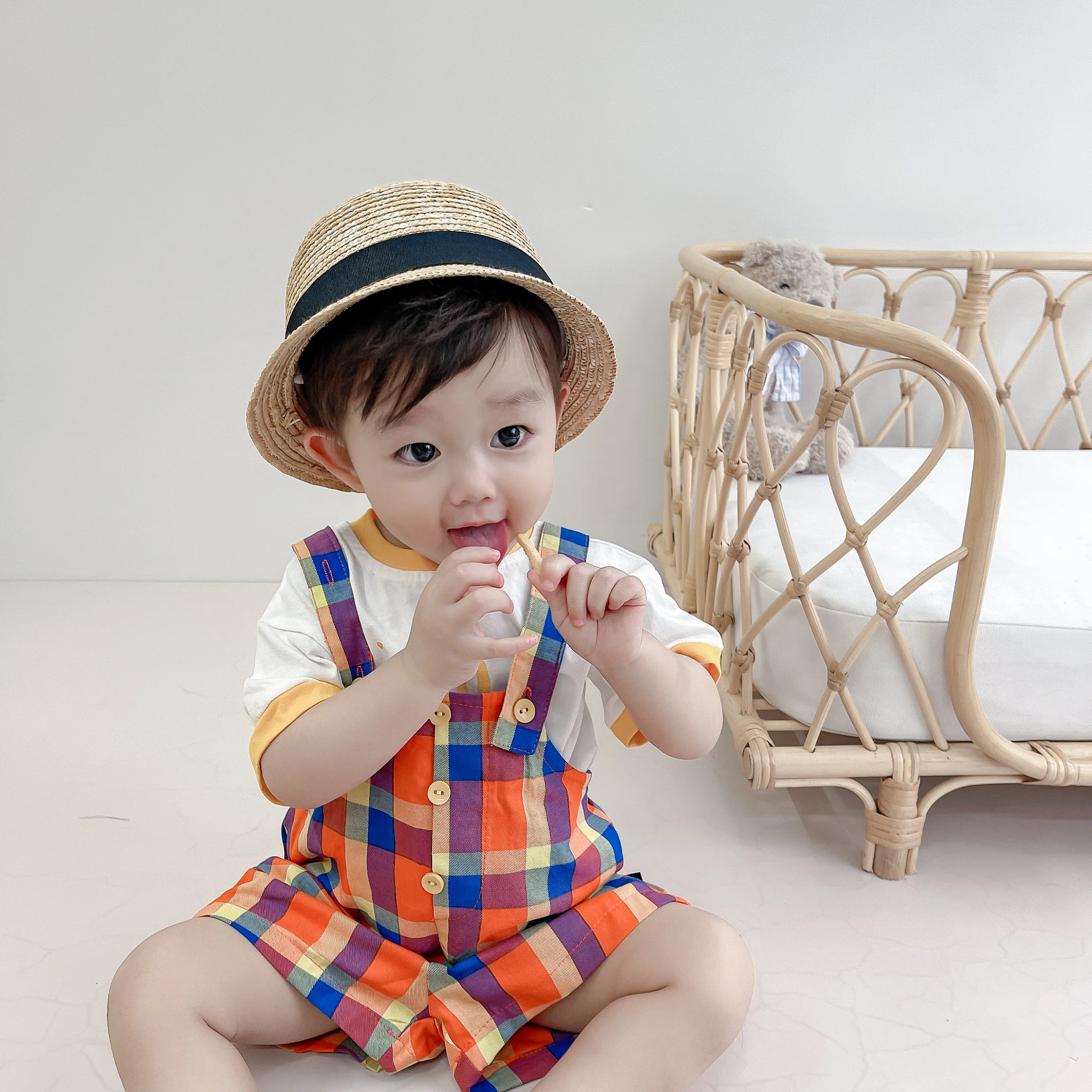 

Color Plaid Suspender Trousers for Boys Fashion Overalls Infants Shorts for Babies Clothes Toddler Boys Girls Outfits Newborns