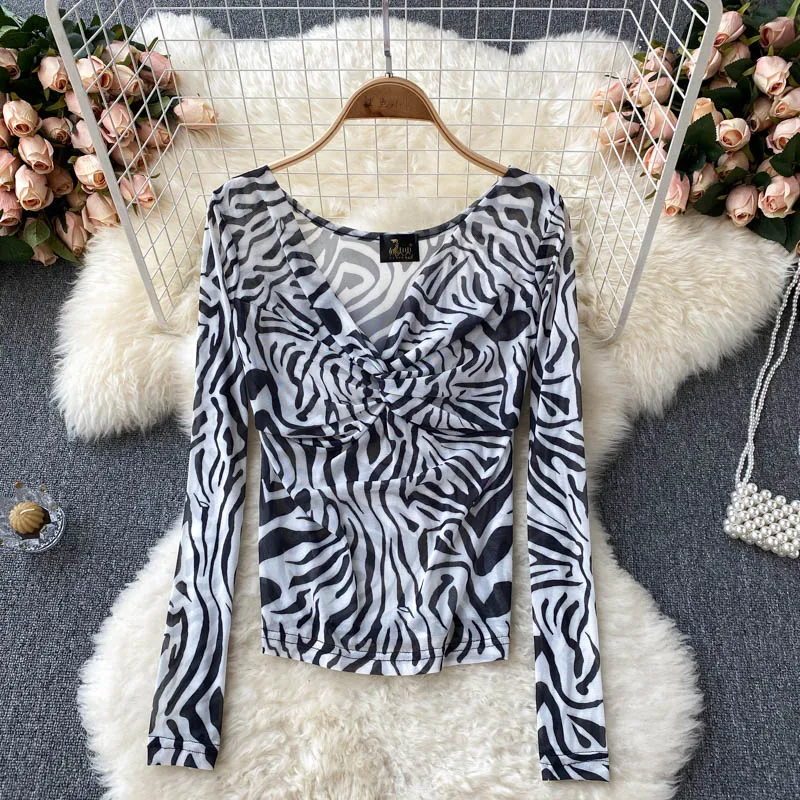 

Женская блузка с длинным рукавом и V-образным вырезом, в стиле ретро