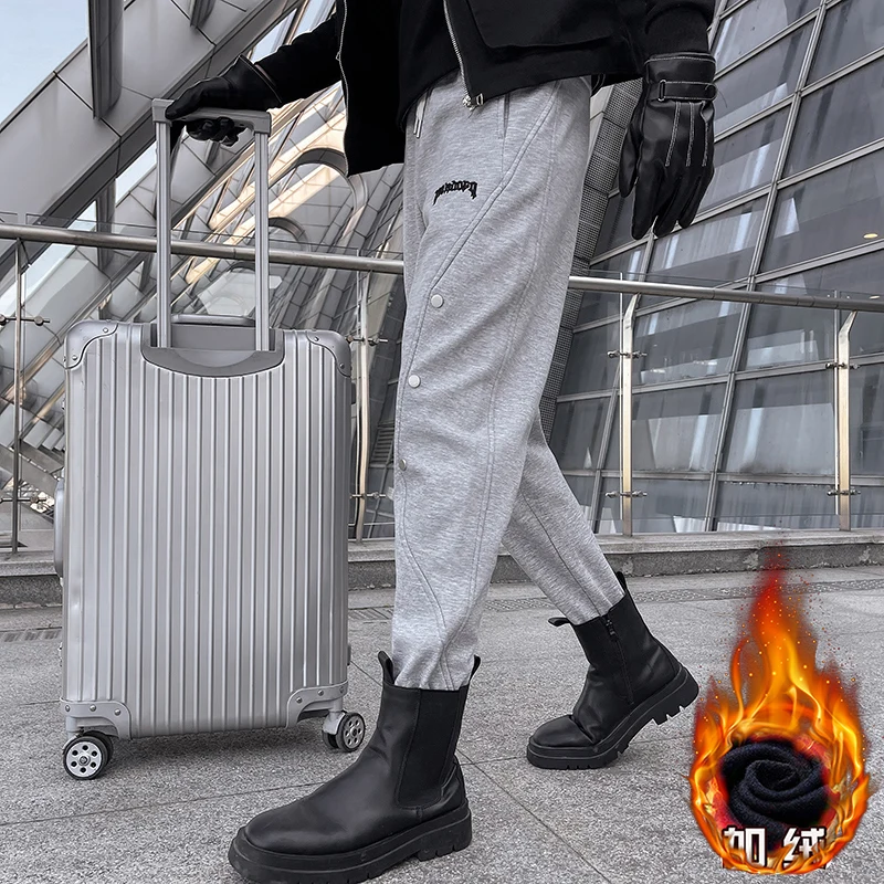 

Новинка, свободные спортивные штаны для мужчин, новинка 2020, модные флисовые осенне-зимние теплые спортивные брюки, мужские прямые брюки для ...