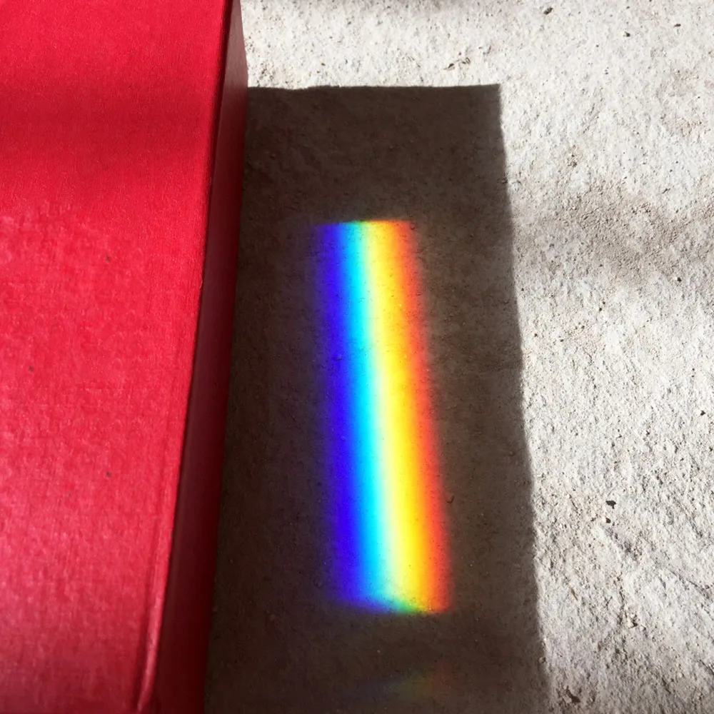 

Triangular Optical Glass Prism Students Large Mitsubishi Teaching Experiment Rainbow Photo Mega Seven-color Light Photography