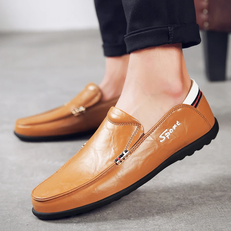 

SusuGrace Spring Men Loafers New Arrival Casual British Style Male Moccasins Leisure Leather Slip On Flats Driving Shoes For Men