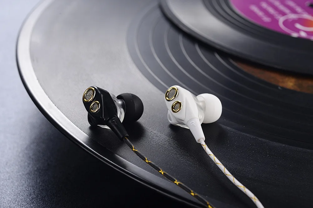 RUKZ DT6 двойной динамический динамик HiFi наушники с микрофоном для смартфонов