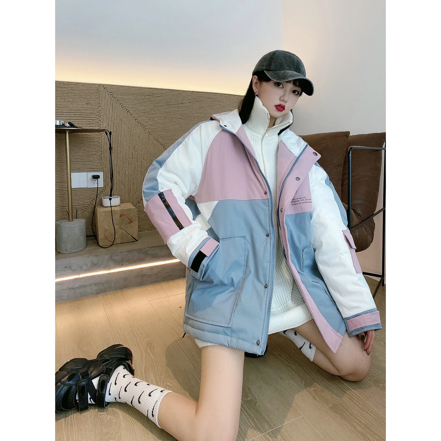 

Multi Pocket color contrast work clothes hooded cotton jackets women street style over size loose thick coats lovers