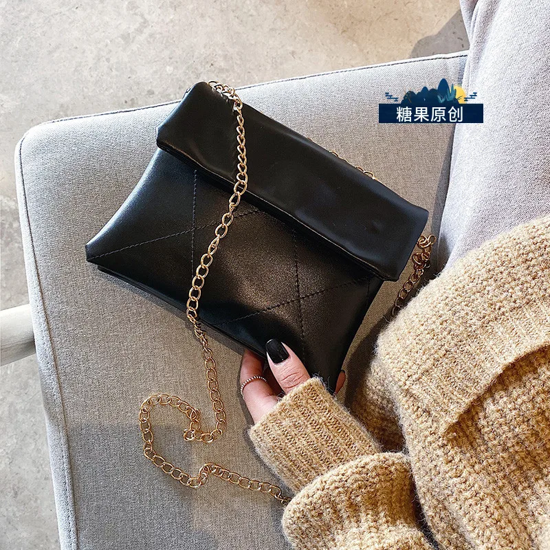 Шикарная Маленькая женская сумка 2020 летняя трендовая и универсальная на цепочке