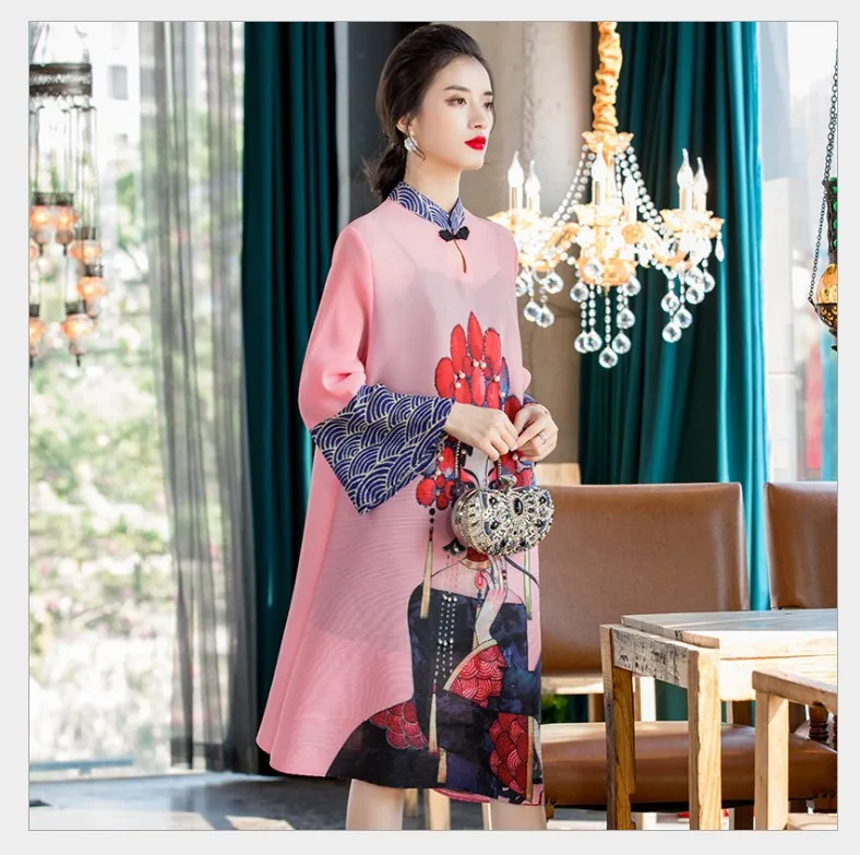 

HOT SELLING Miyake fashion fold chinese style print the three quarter stand collar Beaded straight dress IN STOCK