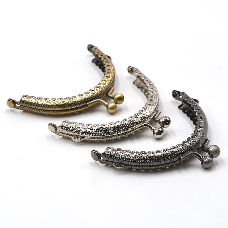 

8.5cm Coin Metal Purse Frame Making Kiss Clasp Lock for Clutch Bag Handle Handbag Accessories Red Bronze Tone Bags Hardware