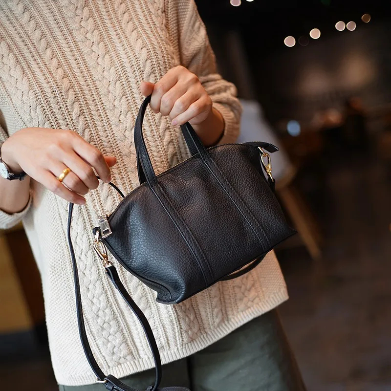 

Designer Women Cowhide Genuine Leather Handbag Elegant Ladies Office Small Packing Hobos Shoulder Bag Party Sling Crossbody Bag