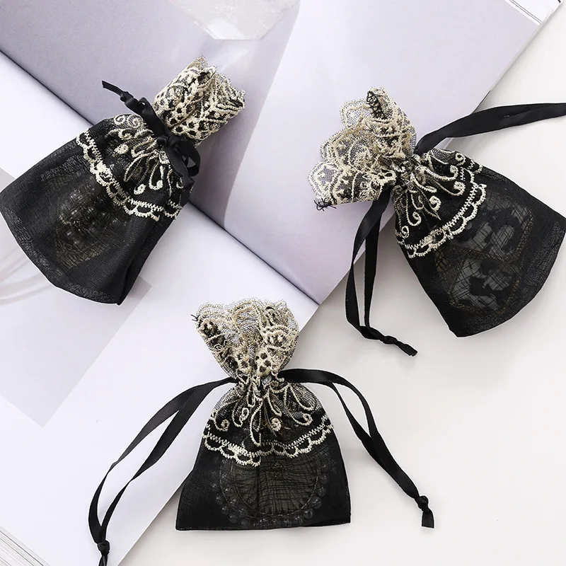 

Black Flower Lace Gift Bag Travle Jewelry Storage Bags Europe Style Polyester Drawstring Pouches Wholesale