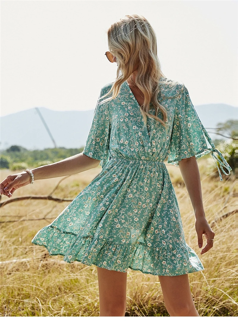 

Spring New Short Floral Print Dress Women Casual V Neck Flare Sleeve High Waist Slim Dress For Women 2021 Summer A Line Dress