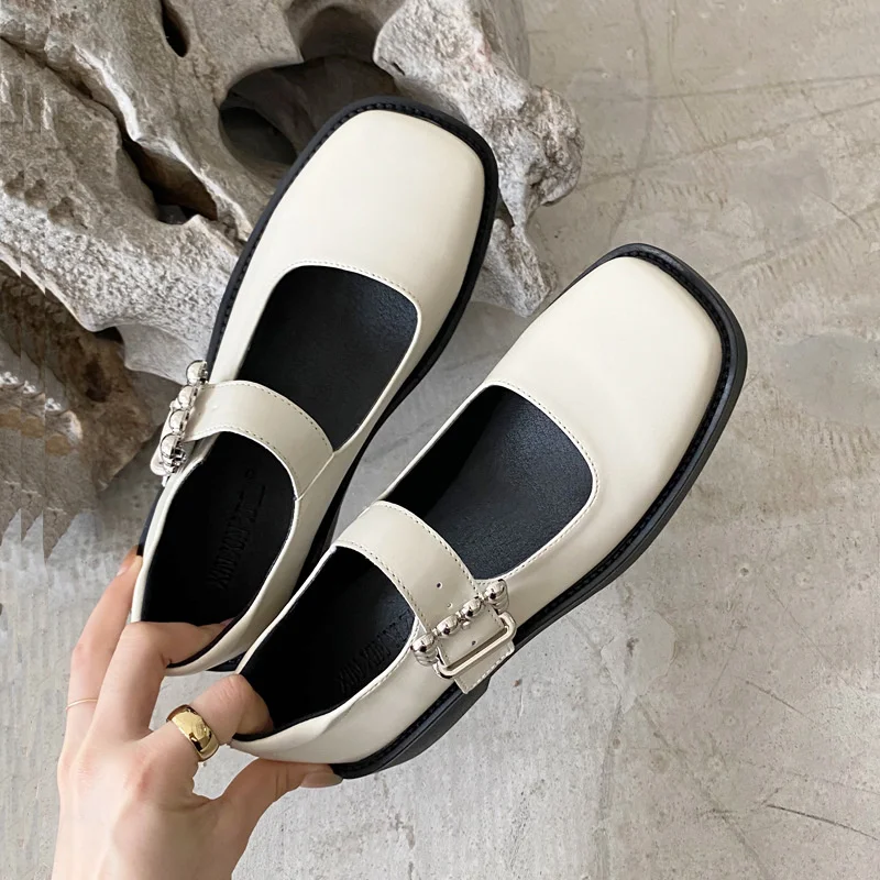 

2021 summer new autumn shoes with square head and flat bottom