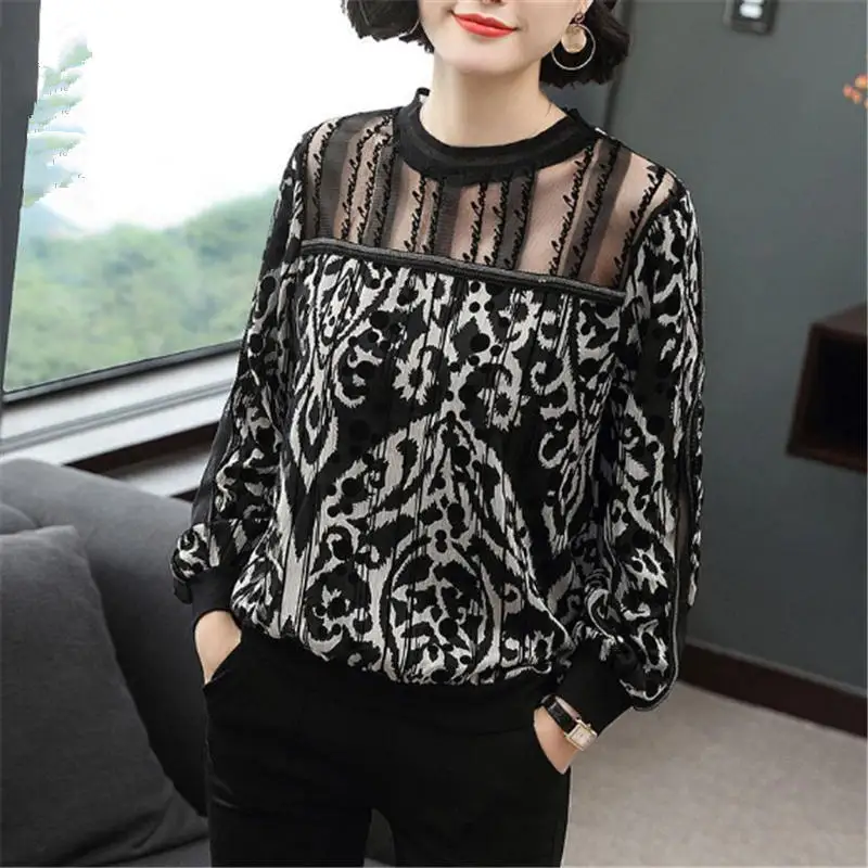 

Leopard Print Chiffon Shirt Female Loose Large Size Lace Long Sleeve Stitching Round Neck Fashion Pullover Blouses Women Spring