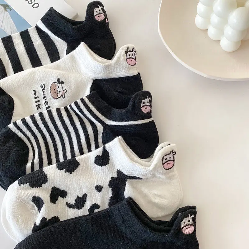 

Black and white embroidery socks female ins tide socks shallow mouth summer cartoon cow cute striped boat socks
