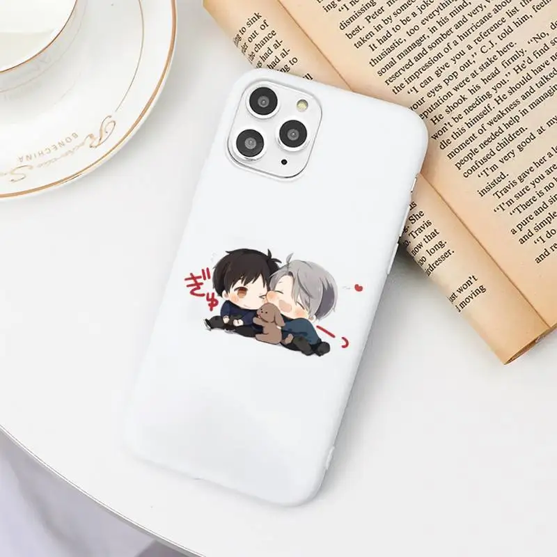 

Cartoon cute Yuri on Ice anime Phone Case Candy Color for iPhone 6 7 8 11 12 s mini pro X XS XR MAX Plus