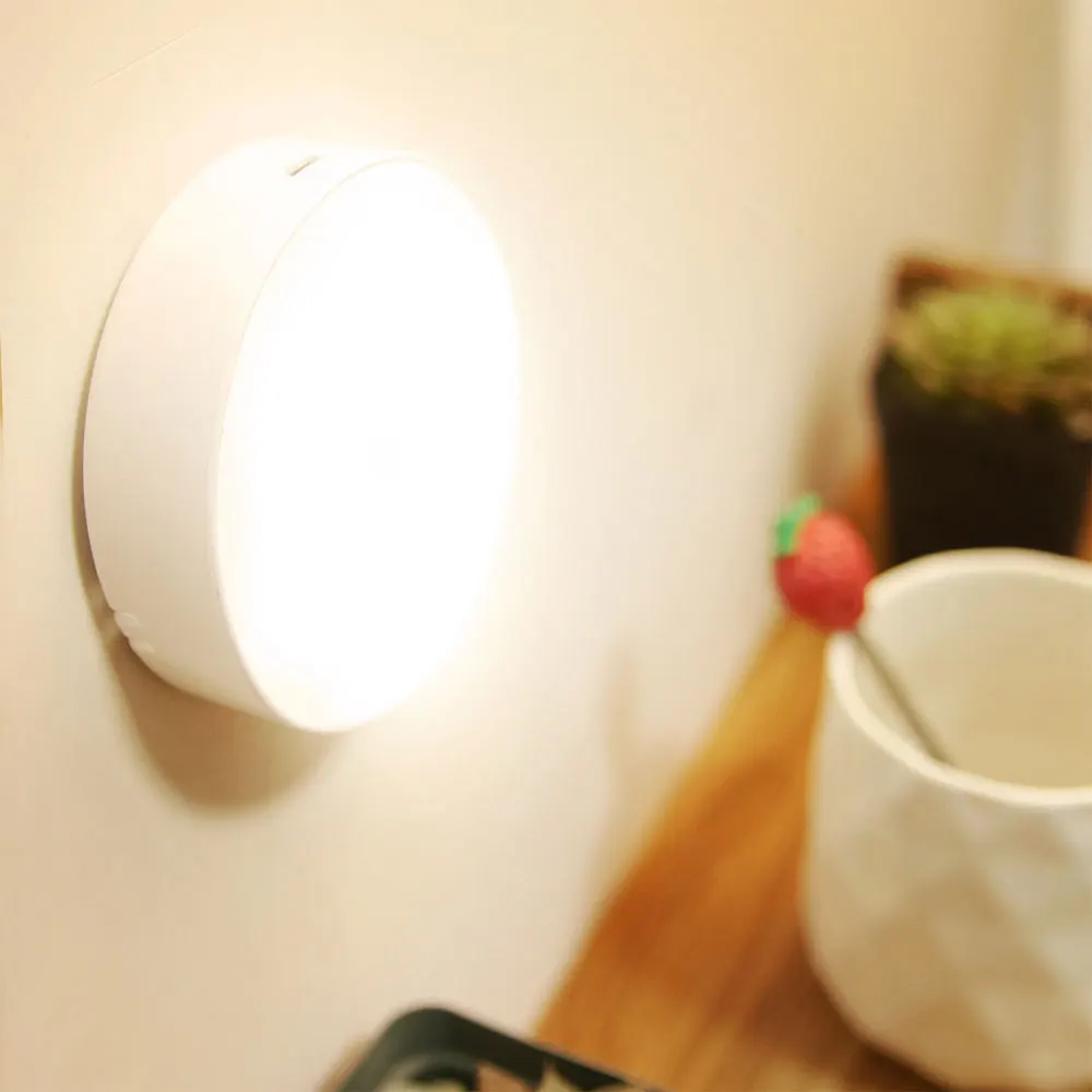 

Motion Sensor Light PIR Motion 6LED Round Shape Night Lamp Infrared Induction Lamp PIR Motion 6LED Round Shape Wireless