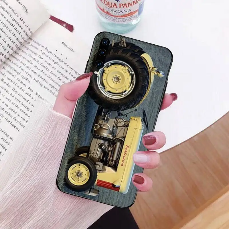 

HPCHCJHM Massey Ferguson Tractors Car Art Poster Phone Case Capa for Huawei Honor 20 10 9 8 8x 8c 9x 7c 7a Lite view pro