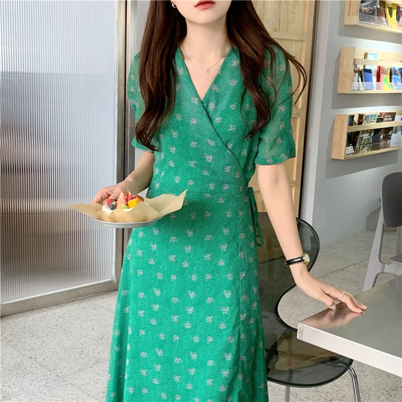 

Hzirip Summer Hot New French Gentle Floral Tie Ladies 2021 Chic Fashion All-Match High Waist V-Neck Short-Sleeved Women Dress