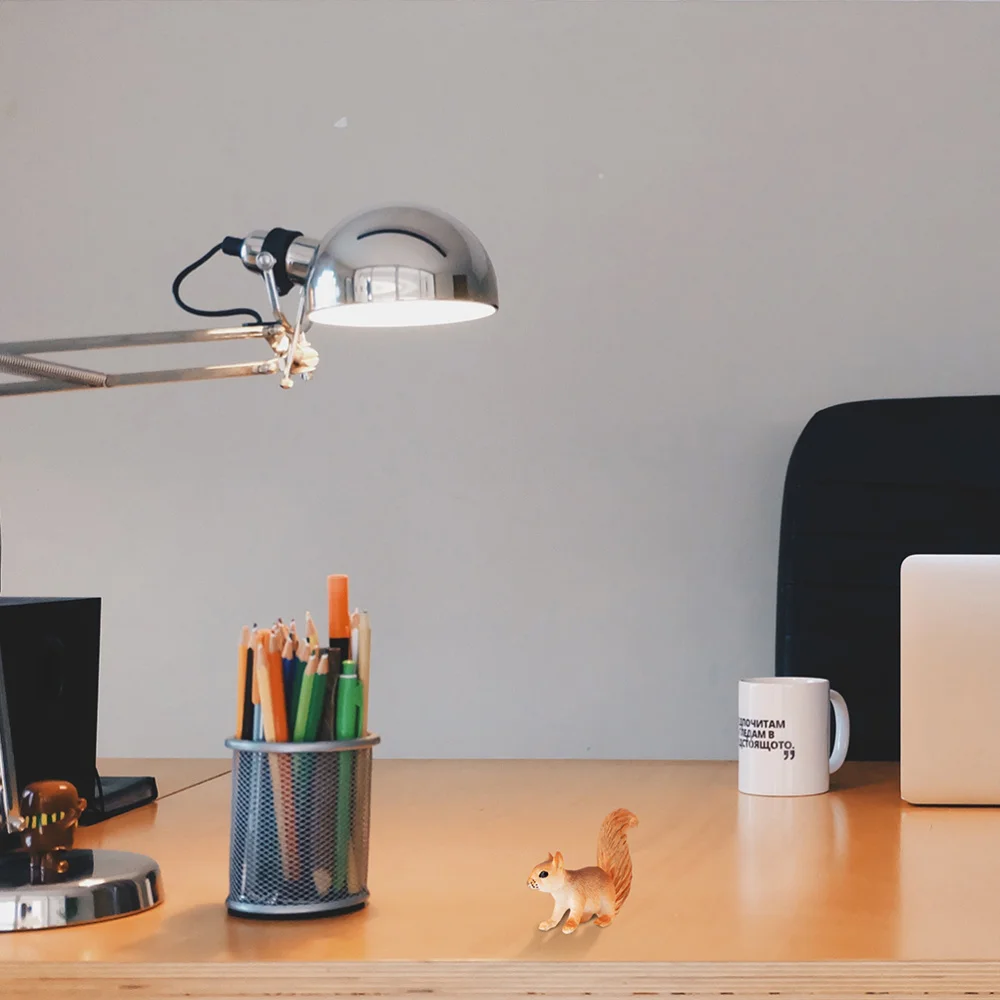 

2Pcs Simulation Wild Animal Models Adornment Decorative Squirrel Models Toys