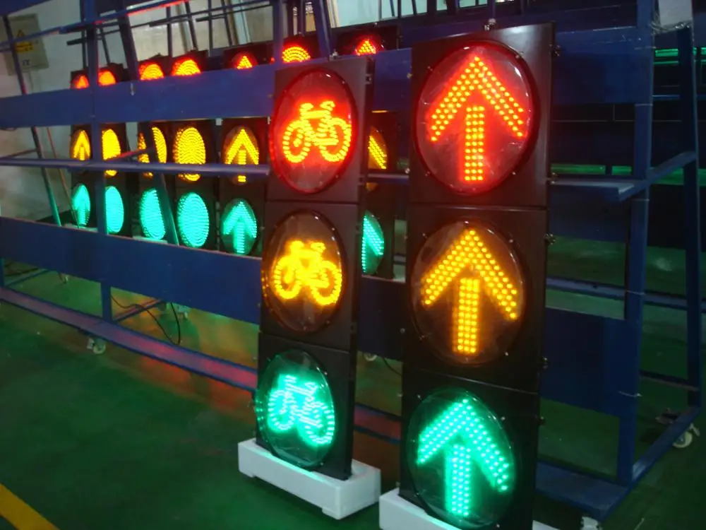 400 мм велосипесветильник светодиодный светофор красный и желтый статический