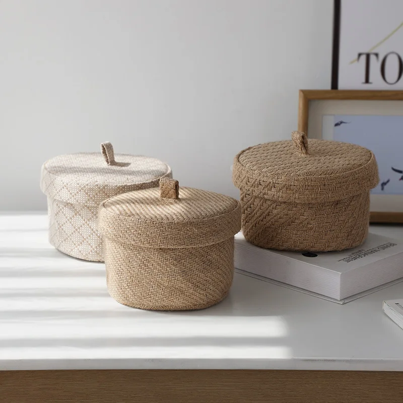 

Jute Small Storage Basket with Lid Desktop Storage Basket for Keys Phones Cosmetics Organizer Sewing Kit Storage Container