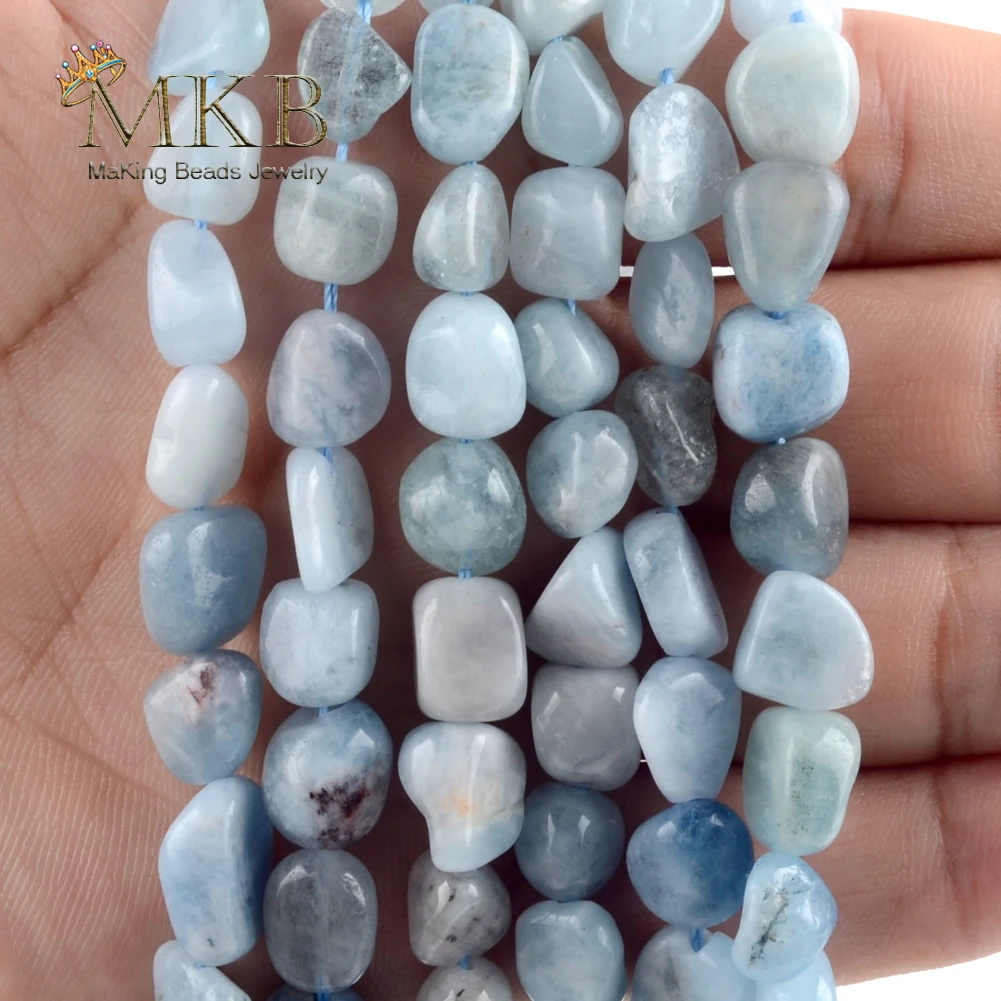 Аквамариновые бусины из натурального камня незакрепленные с отверстием для