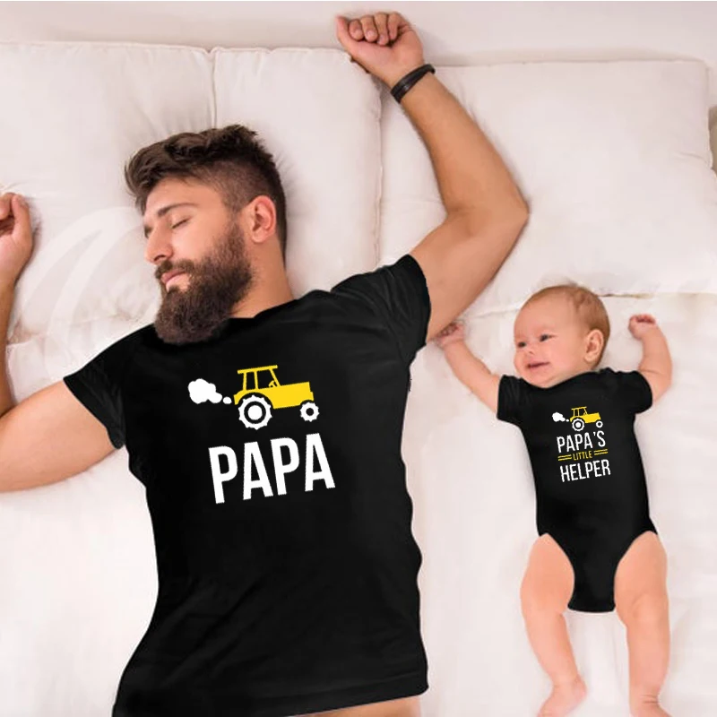 

Papa Little Helper Family Matching Outfits Father and Son Clothes 2021 Father Days Print Papa Fashion T-Shirts Tractor Printing