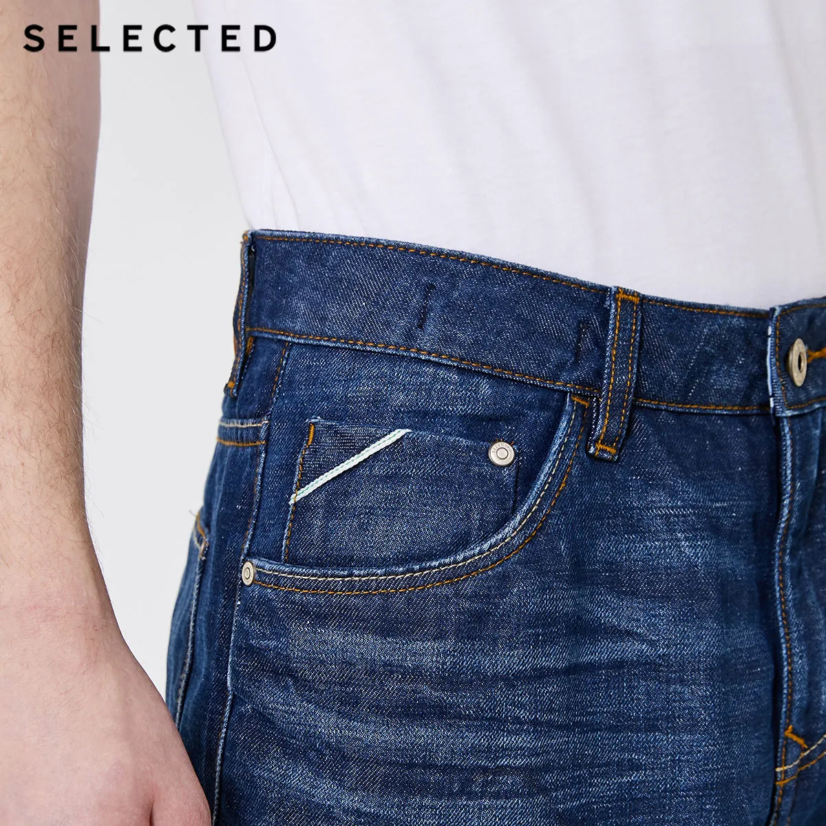 Отобранные хлопковые и льняные выцветающие прямые джинсовые шорты C |