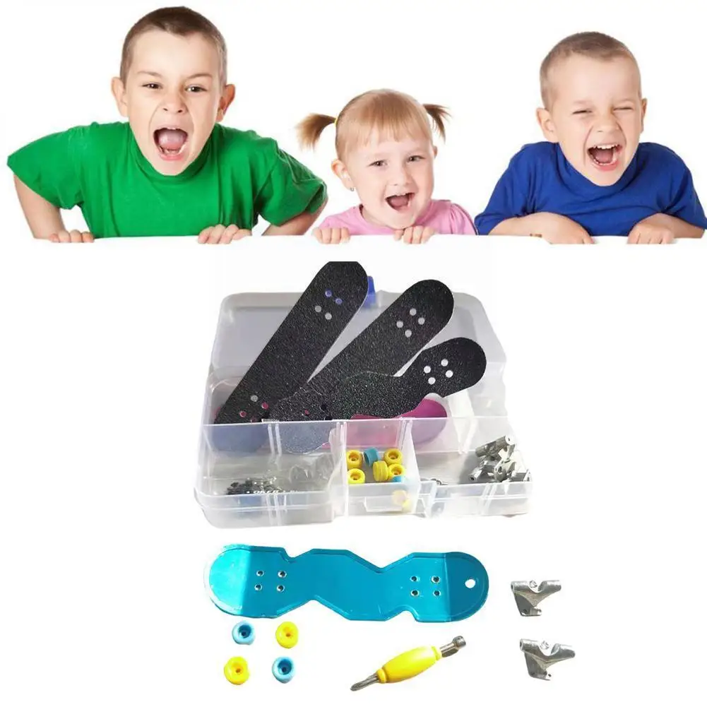 

Набор мини-моделей из сплава для самостоятельной сборки, Пальчиковый скейтборд, новинка, набор сенсорных интерактивных игрушек Fi F5s6