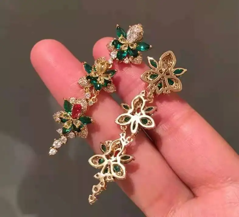 

Stud Earring Luxury Fashion Colorful Earrings Green Flower Design Inlaid AAA Zircon Fine Jewelry Earring for Women 2021