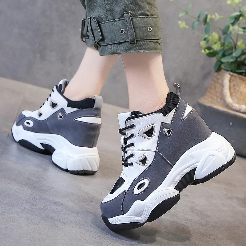 Новинка 2020 года Женская повседневная обувь на платформе Дышащая кожаная