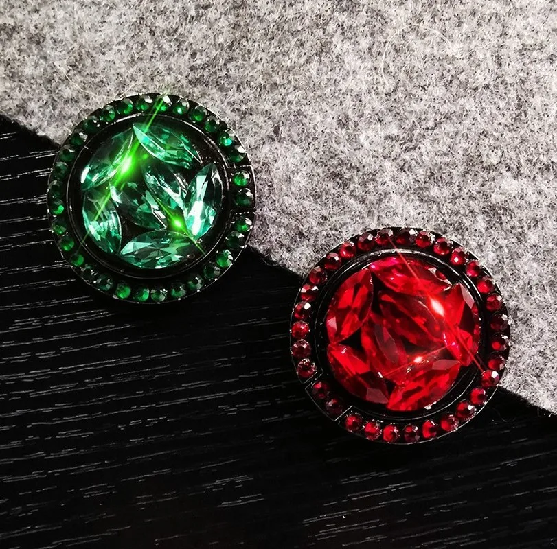 

Universal Luxury Bling Diamond Phone Holder Foldable Portable Lazy Bracket Smartphone Finger Ring Stand Cartoon