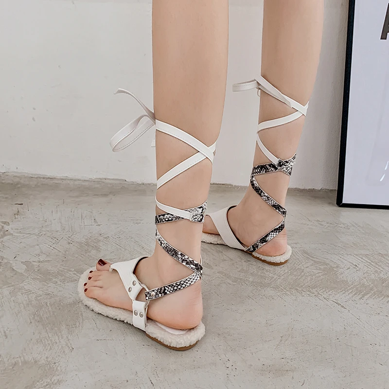 

NIUFUNI Summer Wool Lamb Snake Skin Roman Women's Sandals Ankle Straps Flip Flops Casual Comfortable Women's Shoes Flat Sandals