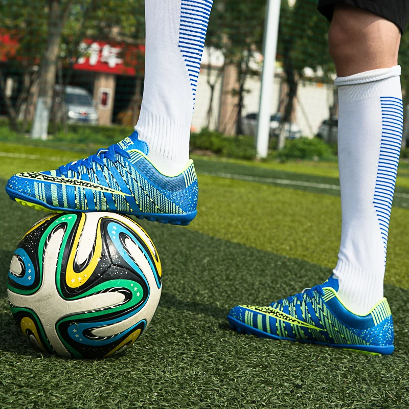 

Soccer Shoes Men Football Cleats Soccer Boots Teenager Ankle High Tops Football Shoes Kids Indoor Soccer Training Sneaker