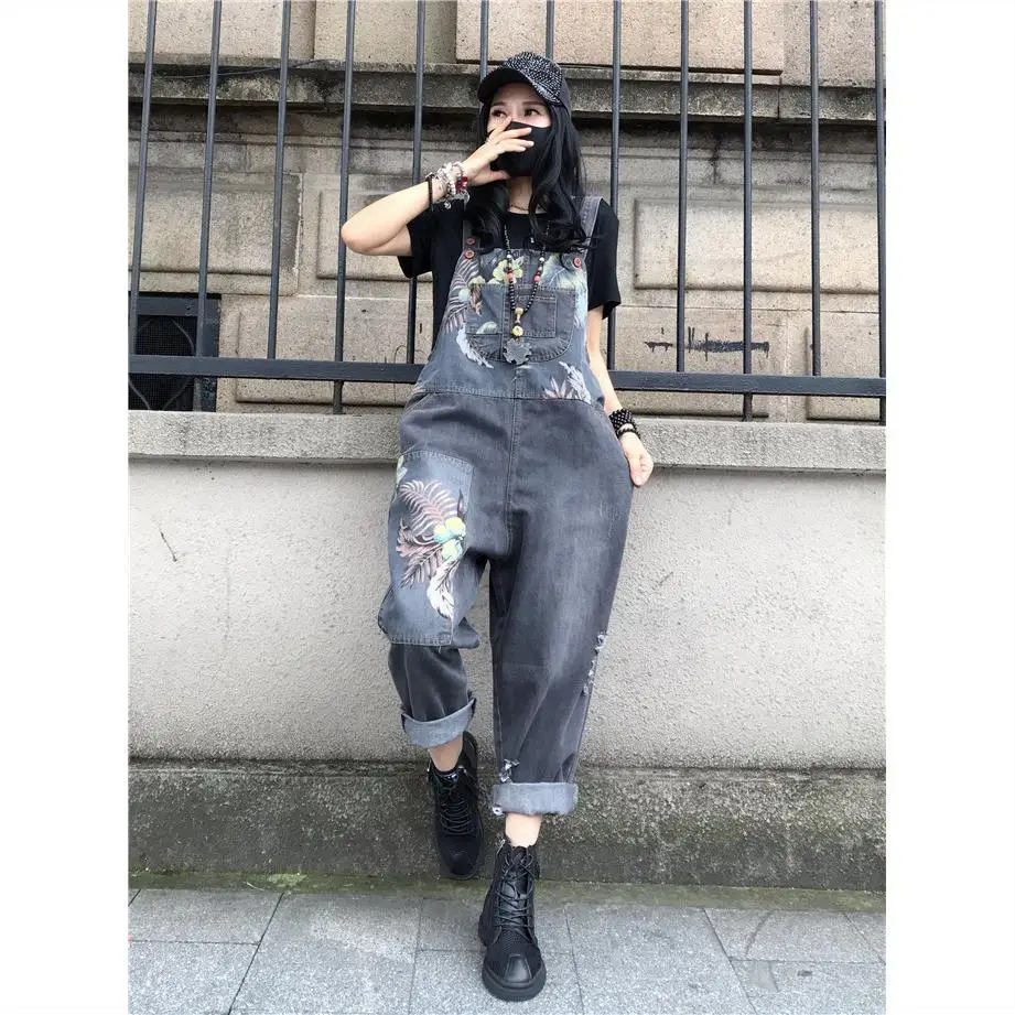 

Europe station 2021 spring and summer real photo loose print retro denim Harlan pants women's 9-point one-piece pants trend