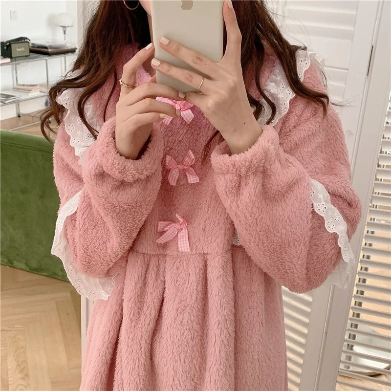 Coral Velvet Nightdress  Autumn Winter New Student Lovely Sweet Princess Wind Lace Plush Warm Home Clothes  Sleepwear