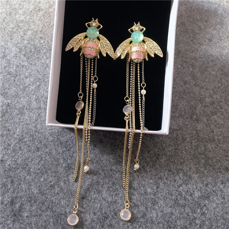 

Link Chain Fringe Crystal Enamel Bee Long Earrings Brincos Cute Ear Piercing Insect Earrings for Women
