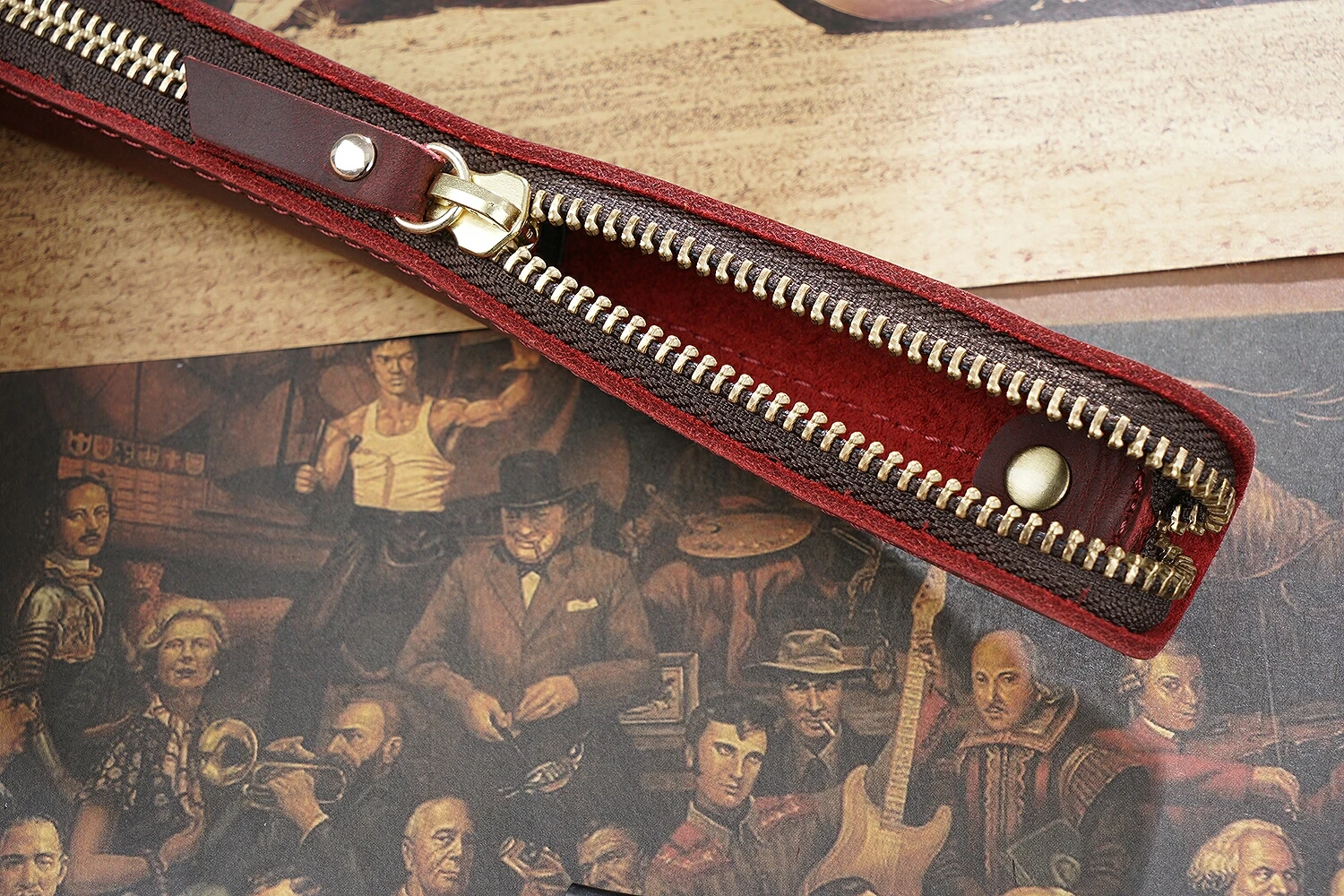 Genuine Leather Zipper Pen Bag Mini Small Pencil Case Apple Electronic Writing Pen Protective Sheath Creative Vintage Style