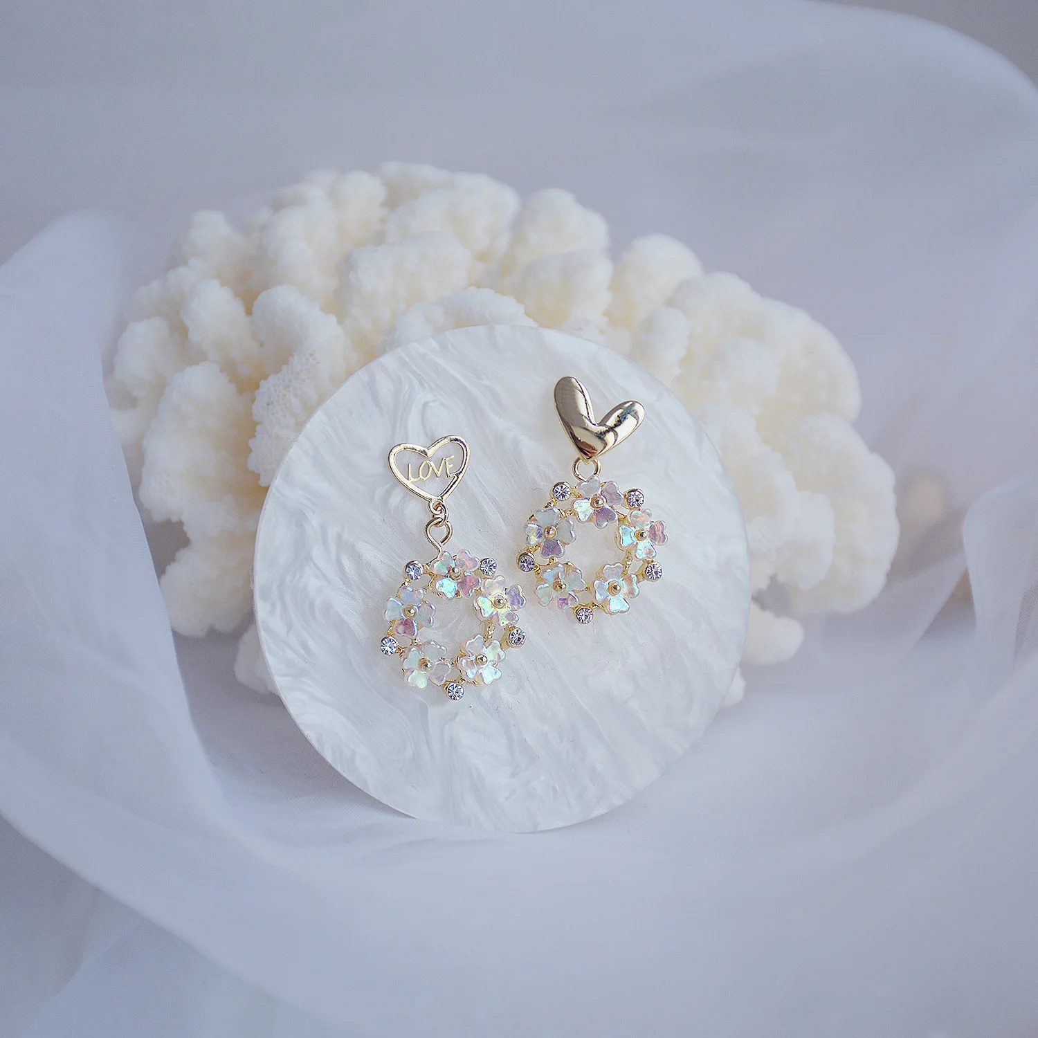 Ювелирные изделия корейский асимметричный ЛЮБОВЬ любовное письмо симфонический