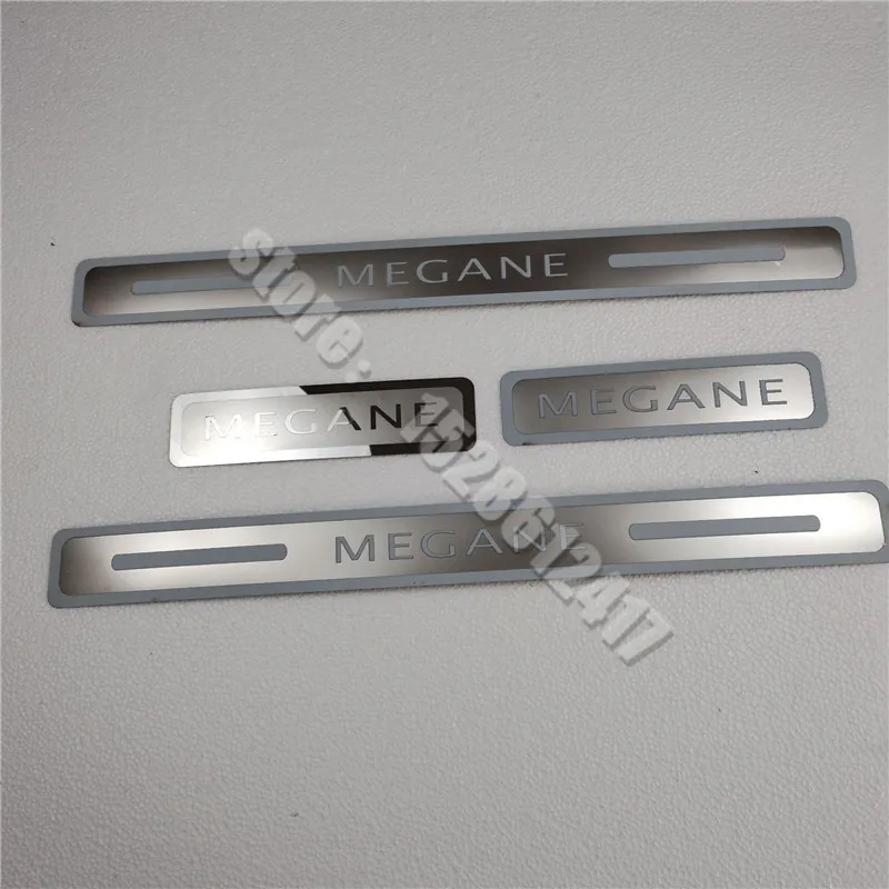 

Накладка на порог из нержавеющей стали для Renault Megane 2009-2022