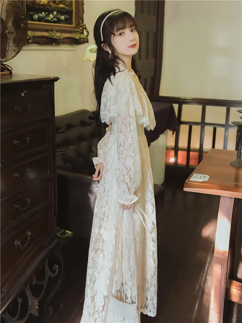 Женское кружевное платье с воротником стойкой тонкое облегающее длинным рукавом